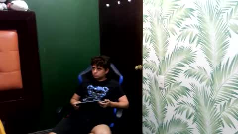 Thiago online show from October 22, 5:33 am