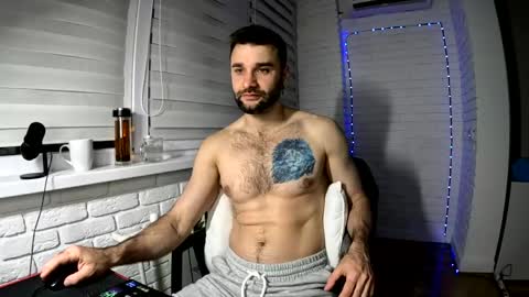 SlavaVibes online show from April 17, 9:50 pm