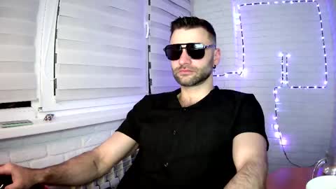 SlavaVibes online show from April 25, 6:38 pm