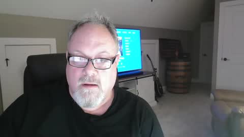 up2later online show from January 9, 5:02 am