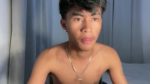 ur_fuckerbttm online show from February 9, 1:38 pm