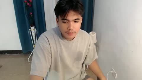 JADE online show from May 12, 6:33 am