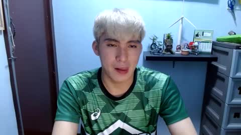 Snapshot of ur_jayqutee chatting on January 2, 11:20 am Ur jayqutee online show from January 2, 11:20 am