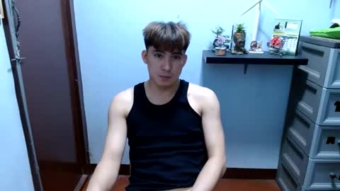 Snapshot of ur_jayqutee chatting on December 13, 11:34 am Ur jayqutee online show from December 13, 11:34 am