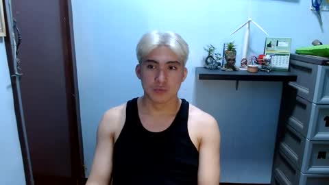 Snapshot of ur_jayqutee chatting on December 28, 2:22 am Ur jayqutee online show from December 28, 2:22 am