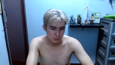 Snapshot of ur_jayqutee chatting on January 8, 7:03 pm Ur jayqutee online show from January 8, 7:03 pm
