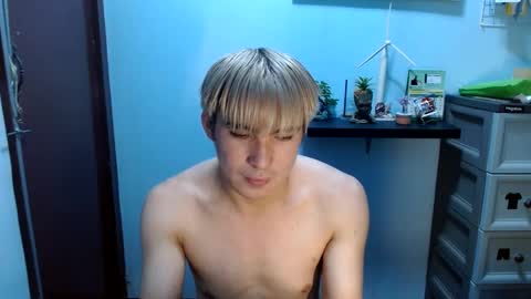 Snapshot of ur_jayqutee chatting on January 24, 10:21 am Ur jayqutee online show from January 24, 10:21 am