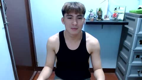 Snapshot of ur_jayqutee chatting on December 13, 1:26 am Ur jayqutee online show from December 13, 1:26 am