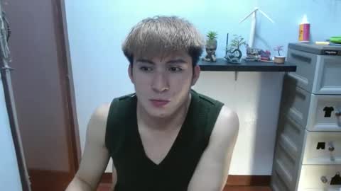 Snapshot of ur_jayqutee chatting on March 7, 8:23 am Ur jayqutee online show from March 7, 8:23 am