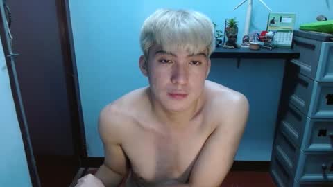 Snapshot of ur_jayqutee chatting on January 2, 9:28 pm Ur jayqutee online show from January 2, 9:28 pm