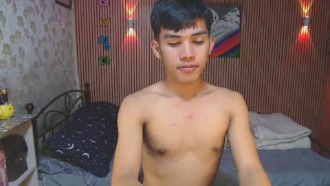 Snapshot of ur_shan21 chatting on September 18, 7:05 pm ur_shan21 online show from September 18, 7:05 pm
