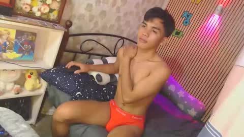 Snapshot of ur_shan21 chatting on October 9, 3:39 pm ur_shan21 online show from October 9, 3:39 pm