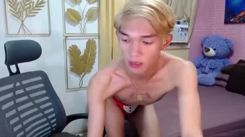 urasian_john20 online show from April 10, 6:20 am