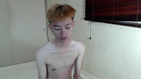 urasian_ladyboyxxx online show from May 5, 12:07 pm