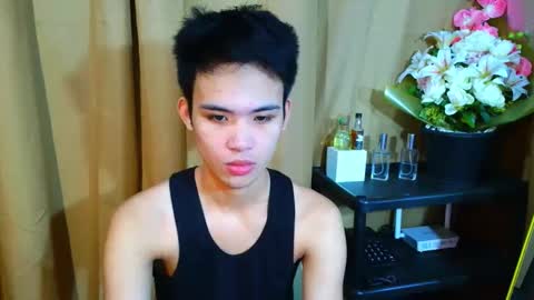 Snapshot of urasiancumboix2 chatting on October 22, 2:26 am urasiancumboix2 online show from October 22, 2:26 am