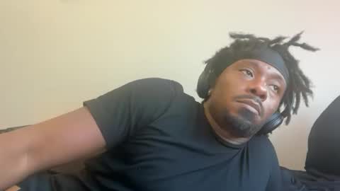 Snapshot of urbandick5 chatting on October 14, 6:59 pm urbandick5 online show from October 14, 6:59 pm