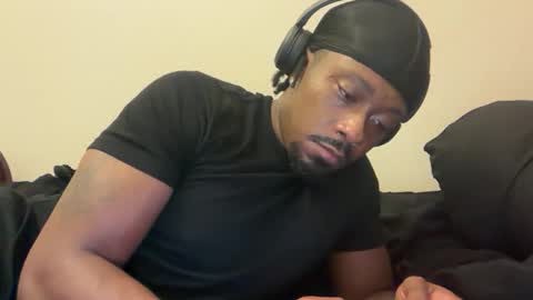 Snapshot of urbandick5 chatting on October 23, 12:47 am urbandick5 online show from October 23, 12:47 am