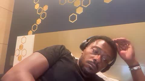 urbandick5 online show from June 24, 6:38 am