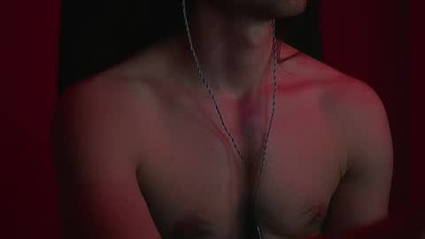 Snapshot of urboytoy_512 chatting on December 3, 7:08 am urboytoy_512 online show from December 3, 7:08 am