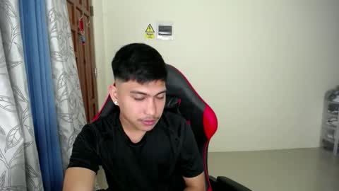 Dannie online show from December 14, 7:54 pm