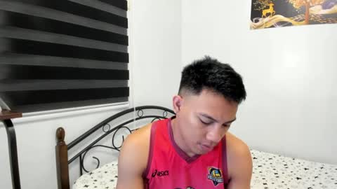 urfucker_vinz online show from June 28, 12:33 pm