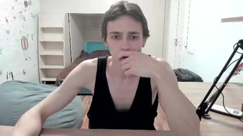 urgoddessboy online show from June 14, 7:49 pm
