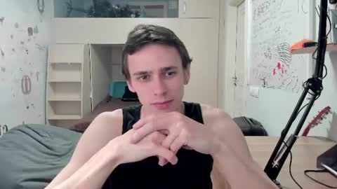 urgoddessboy online show from June 11, 7:34 pm
