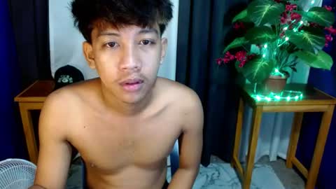 urhardfucker_joseph online show from June 13, 3:54 pm
