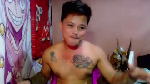 Snapshot of urhot_fucker13 chatting on January 7, 1:43 pm JUST CALL MY NAME jayrus online show from January 7, 1:43 pm