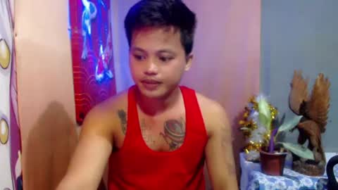 Snapshot of urhot_fucker13 chatting on December 24, 11:28 am JUST CALL MY NAME jayrus online show from December 24, 11:28 am