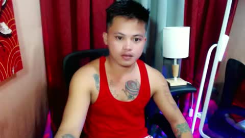 Snapshot of urhot_fucker13 chatting on February 6, 9:00 am JUST CALL MY NAME jayrus online show from February 6, 9:00 am
