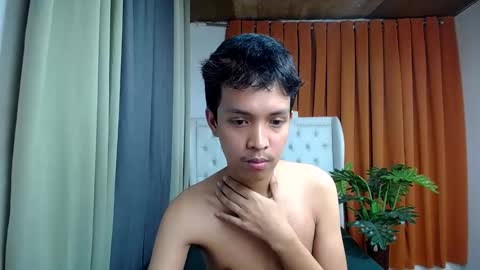 urhot_johny online show from April 13, 4:51 pm