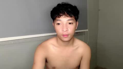 Snapshot of urhotethanxx chatting on October 8, 10:30 am Ethan online show from October 8, 10:30 am