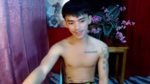 urhunky_boy online show from June 15, 8:23 pm