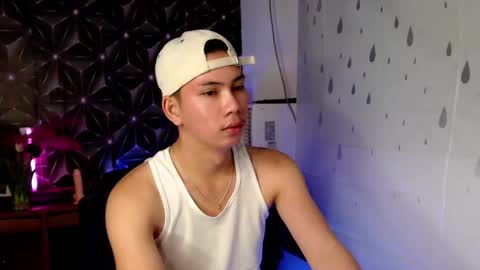 Snapshot of ursweet_jade chatting on October 26, 7:05 pm ursweet_jade online show from October 26, 7:05 pm