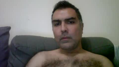 uruk1981 online show from December 16, 2:04 am