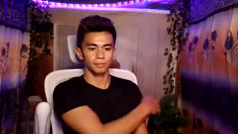urwild_fuckerxx online show from April 28, 9:25 am