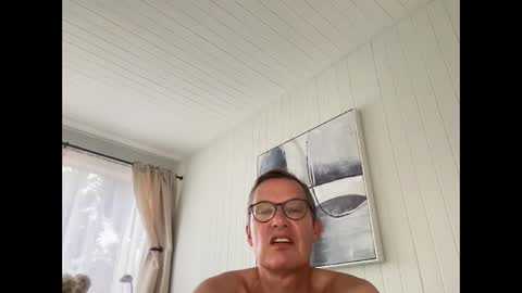 Snapshot of usablemale chatting on September 30, 1:01 am P online show from September 30, 1:01 am