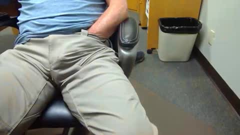 useemie online show from April 23, 10:45 pm