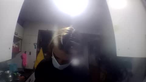 user_of_existance online show from April 21, 2:26 am