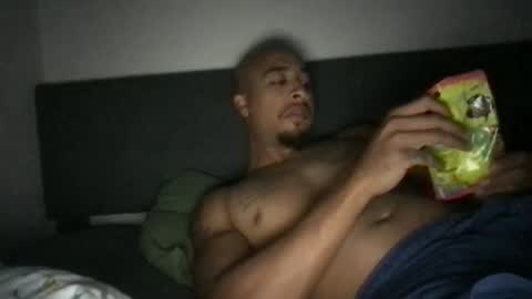 usermaneee589 online show from November 1, 7:56 am