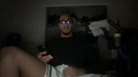 usermaneee589 online show from November 5, 9:00 am