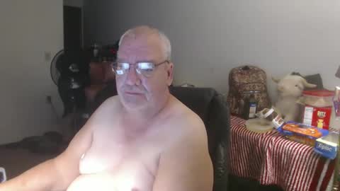 Snapshot of usgoober chatting on October 5, 1:48 pm Eric online show from October 5, 1:48 pm