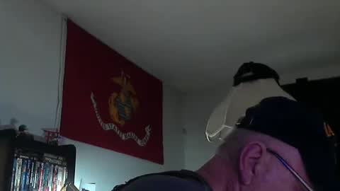 Snapshot of usmcmark63 chatting on February 16, 11:16 pm lookin for free fun online show from February 16, 11:16 pm