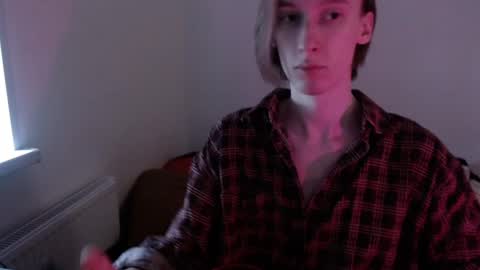 Snapshot of usuck364662 chatting on March 8, 3:59 am Excuse me online show from March 8, 3:59 am
