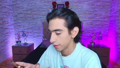 UYUKIE online show from April 17, 2:58 am