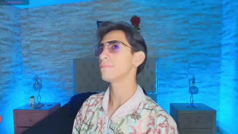 UYUKIE online show from November 1, 12:09 pm