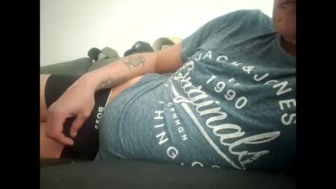 v3ck3r online show from March 29, 3:34 pm