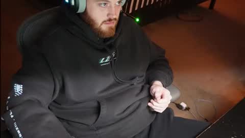 v_for_veng online show from March 18, 3:09 am