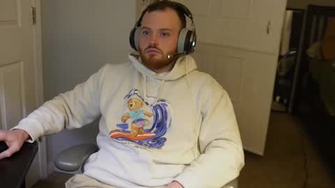 v_for_veng online show from October 16, 5:37 am